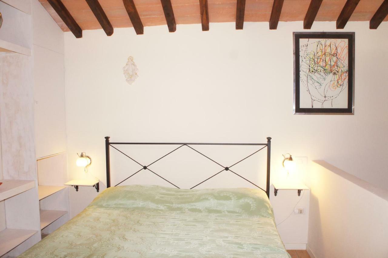 Villa Borgo La Fungaia Gambassi Terme Buitenkant foto