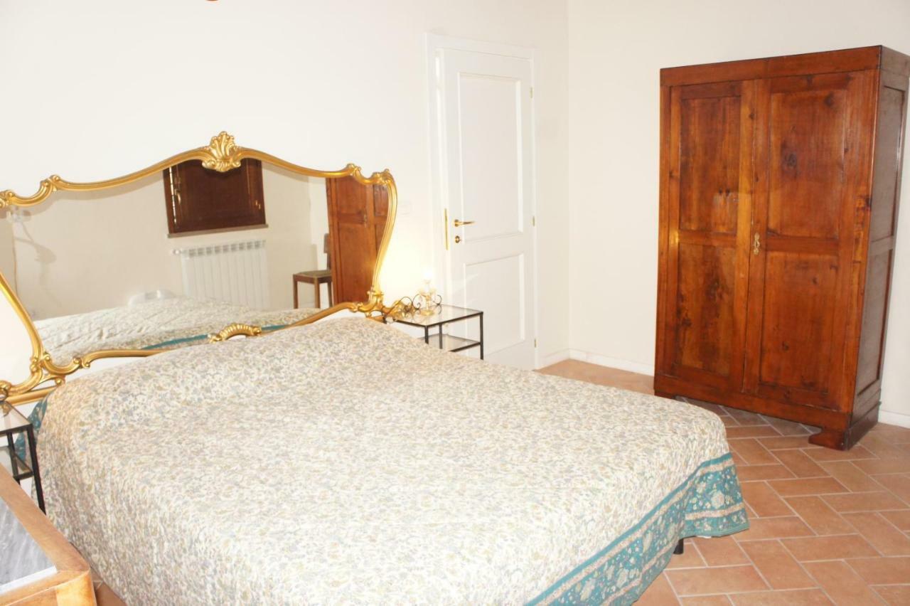 Villa Borgo La Fungaia Gambassi Terme Buitenkant foto