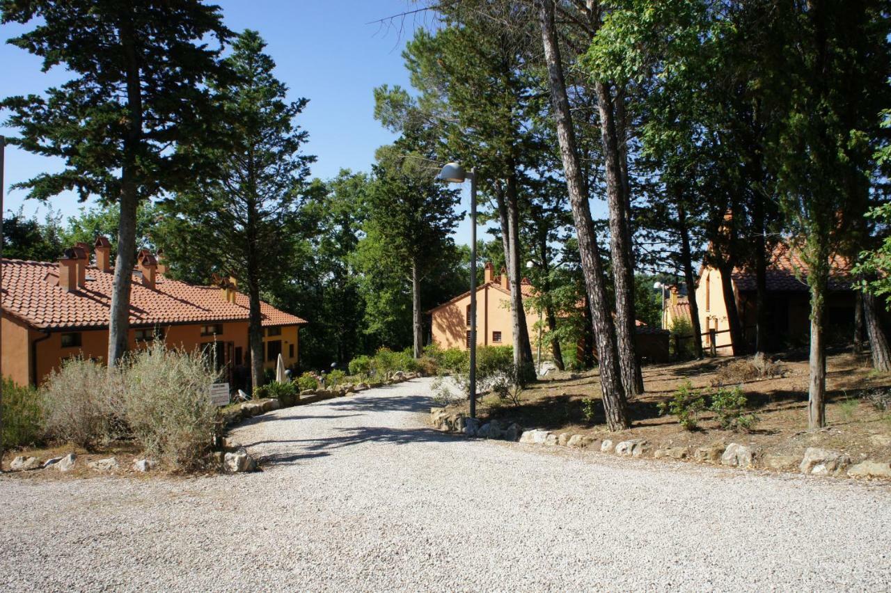 Villa Borgo La Fungaia Gambassi Terme Buitenkant foto