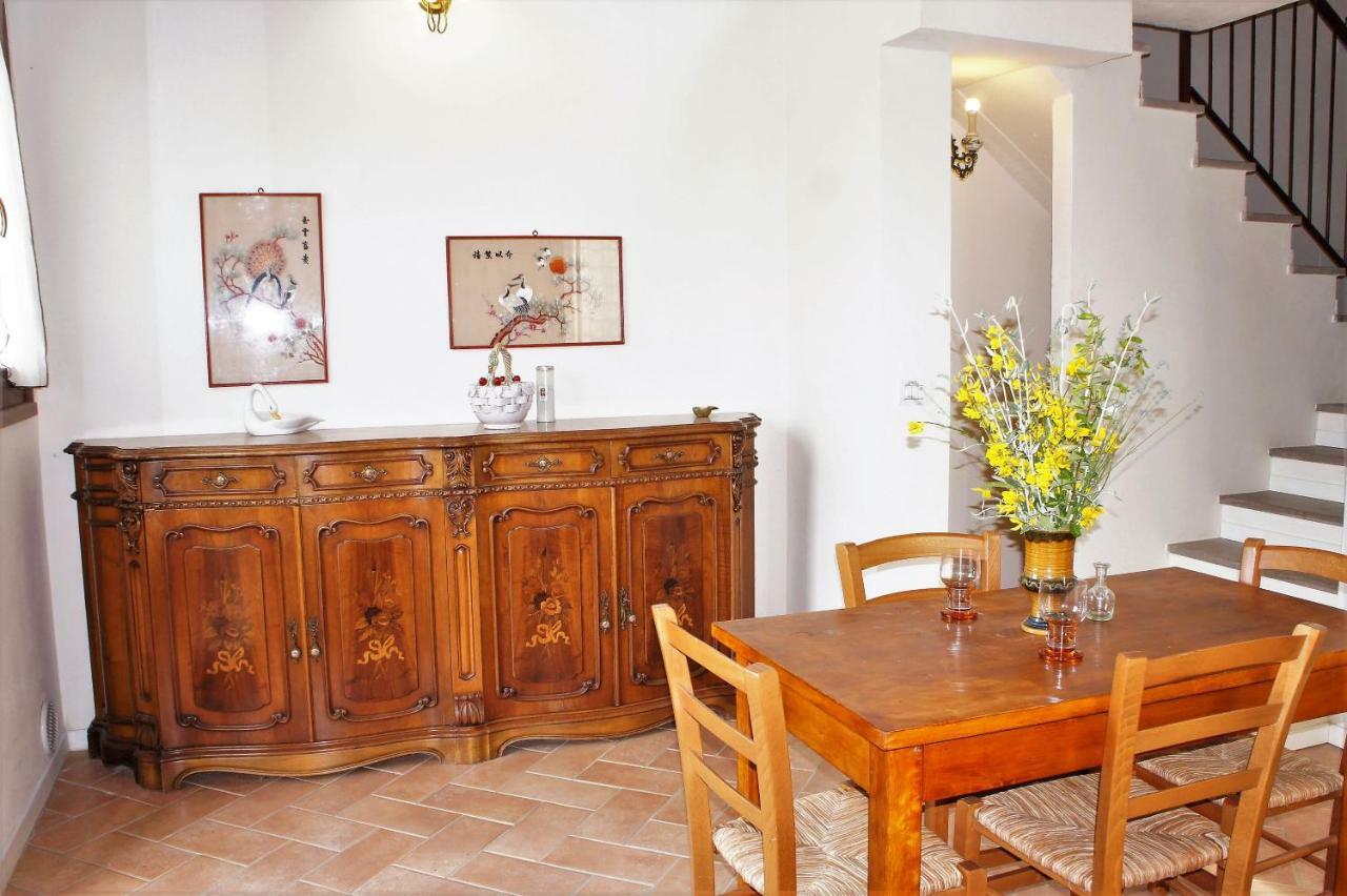Villa Borgo La Fungaia Gambassi Terme Buitenkant foto