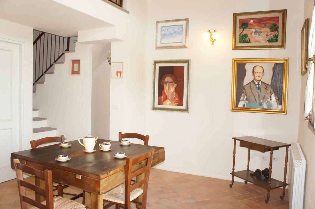 Villa Borgo La Fungaia Gambassi Terme Buitenkant foto