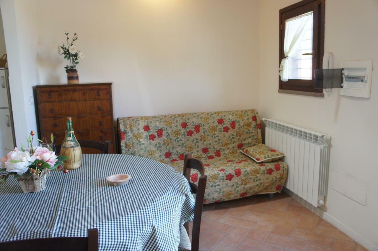 Villa Borgo La Fungaia Gambassi Terme Buitenkant foto